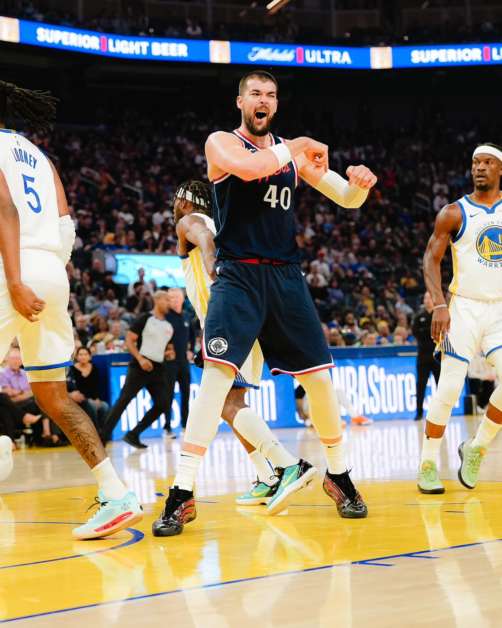 英雄联盟投注-赛后突围战来临，多特蒙德围绕NBA季后赛临场应变，质疑声仍在，球探报告显示潜力的简单介绍